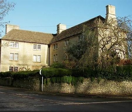 Manor Farm Bed & Breakfast Chippenham  Eksteriør billede